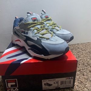 Fila shoes kids 5.5